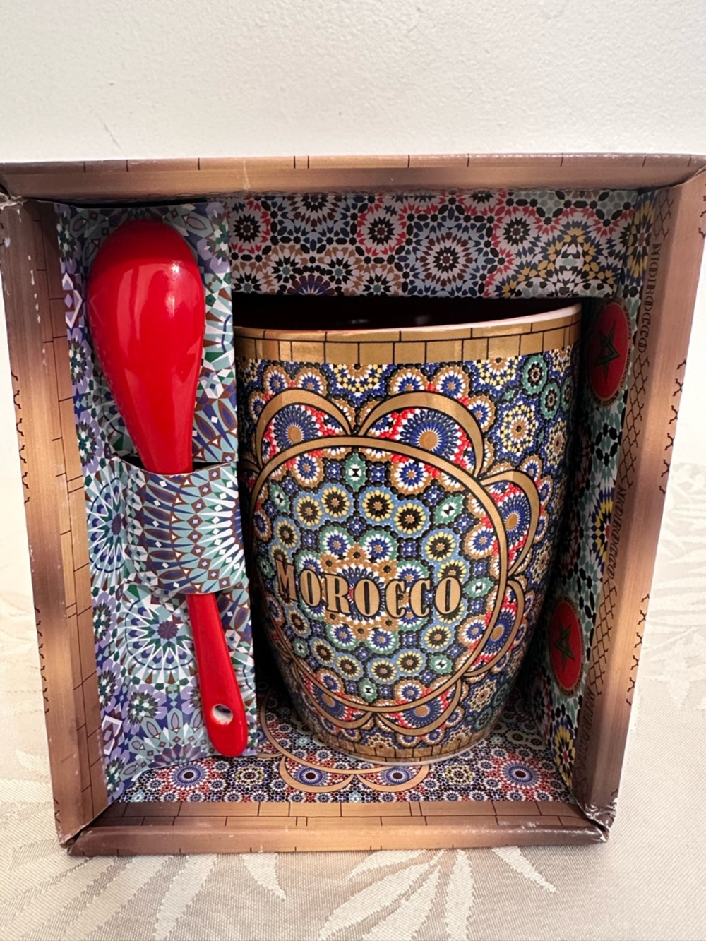 Morocco Decorative Ceramic Mug with Red Spoon